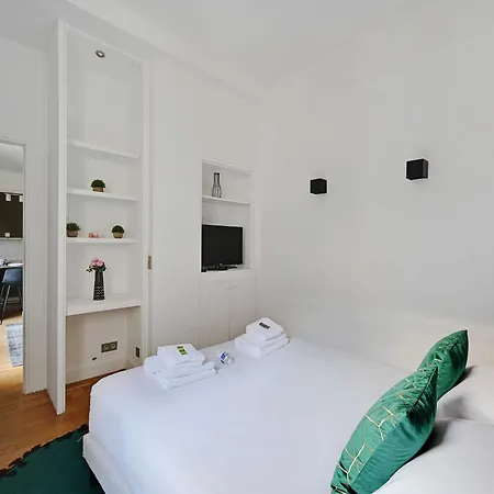 Appartamento And Quiet 1bdr 8th - Bail Mobilite Parigi
